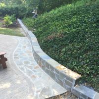 Variegated Flagstone Steps and Retaining Wall in Springfield, VA - Wright's Concrete