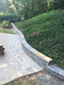 Variegated Flagstone Steps and Retaining Wall in Springfield, VA - Wright's Concrete